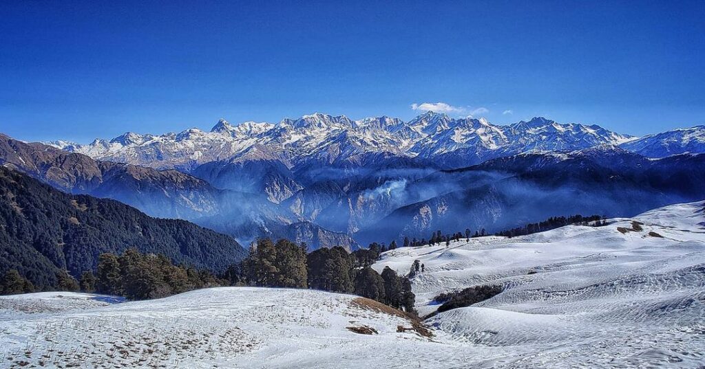 Dayara Bugyal Trek